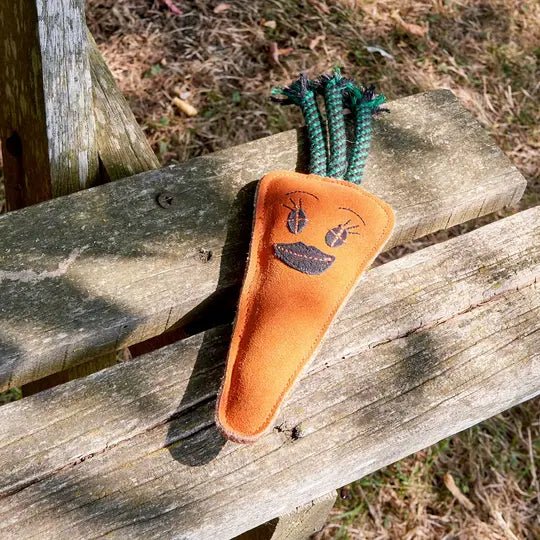 Candice the Carrot (Green & Wilds) - SnowPaw Store - Green & Wilds - Dog Toys