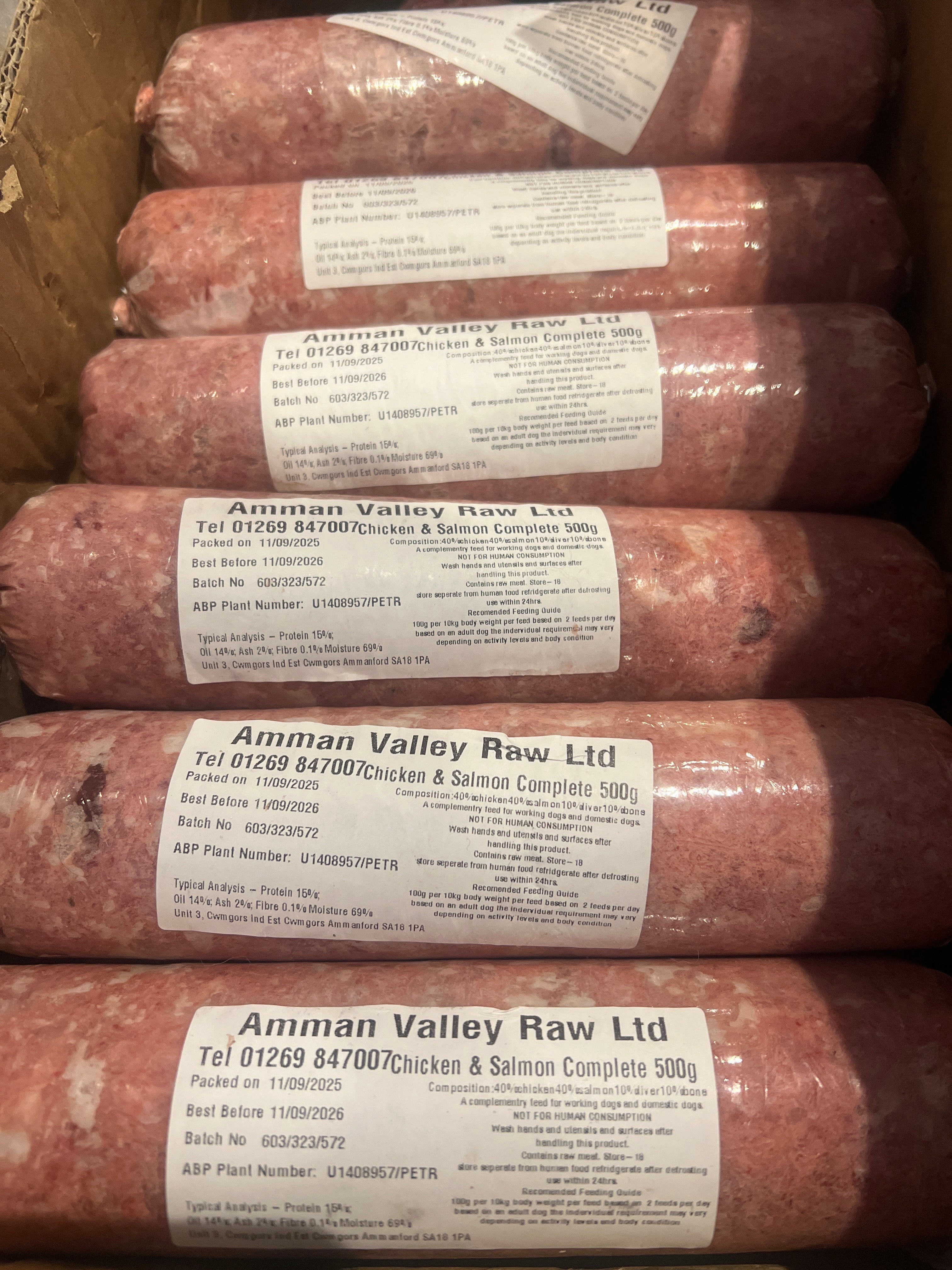 Chicken & Salmon Complete 80 | 10 | 10 (Snowpaw Raw) - SnowPaw Store - SnowPaw Store - Dog Food