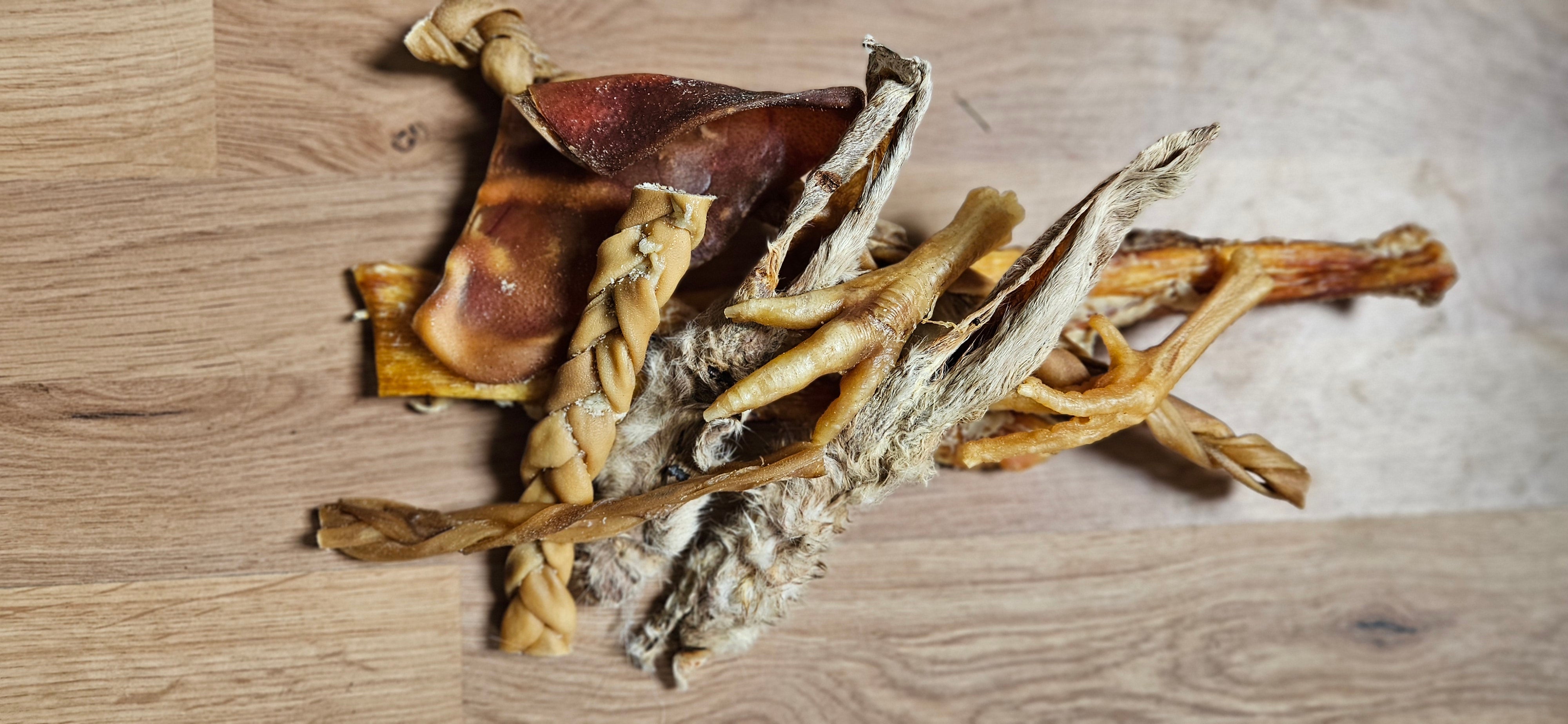 Natural Treats Box - SnowPaw Store - JR Pet Products - Dog Food