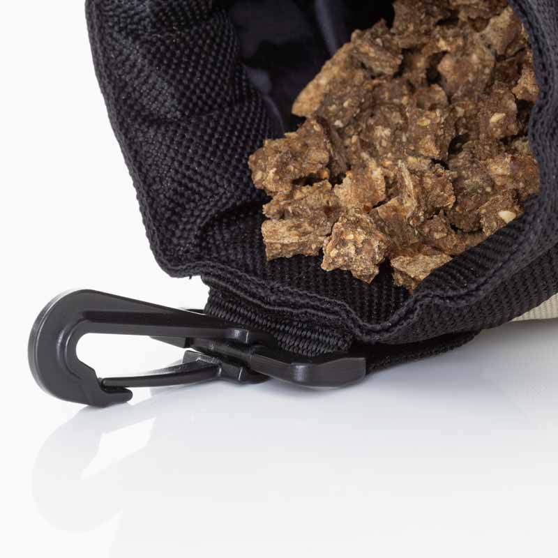 ***NEW COLOURS*** Treatee Mag Pouch (Maelson) - SnowPaw Store - Maelson - Dog Treats