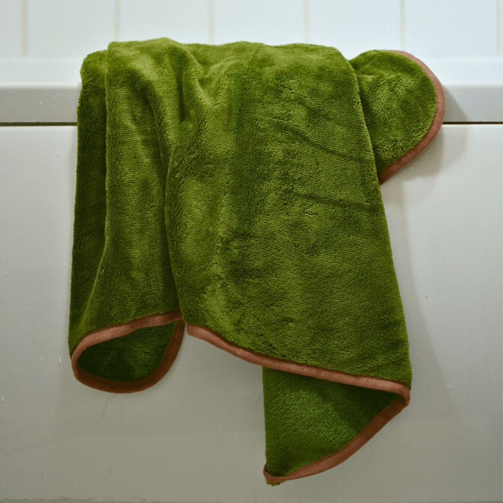 Refresh Cleaning Towel (Henry Wag) - SnowPaw Store - Henry Wag - Active Dog Gear