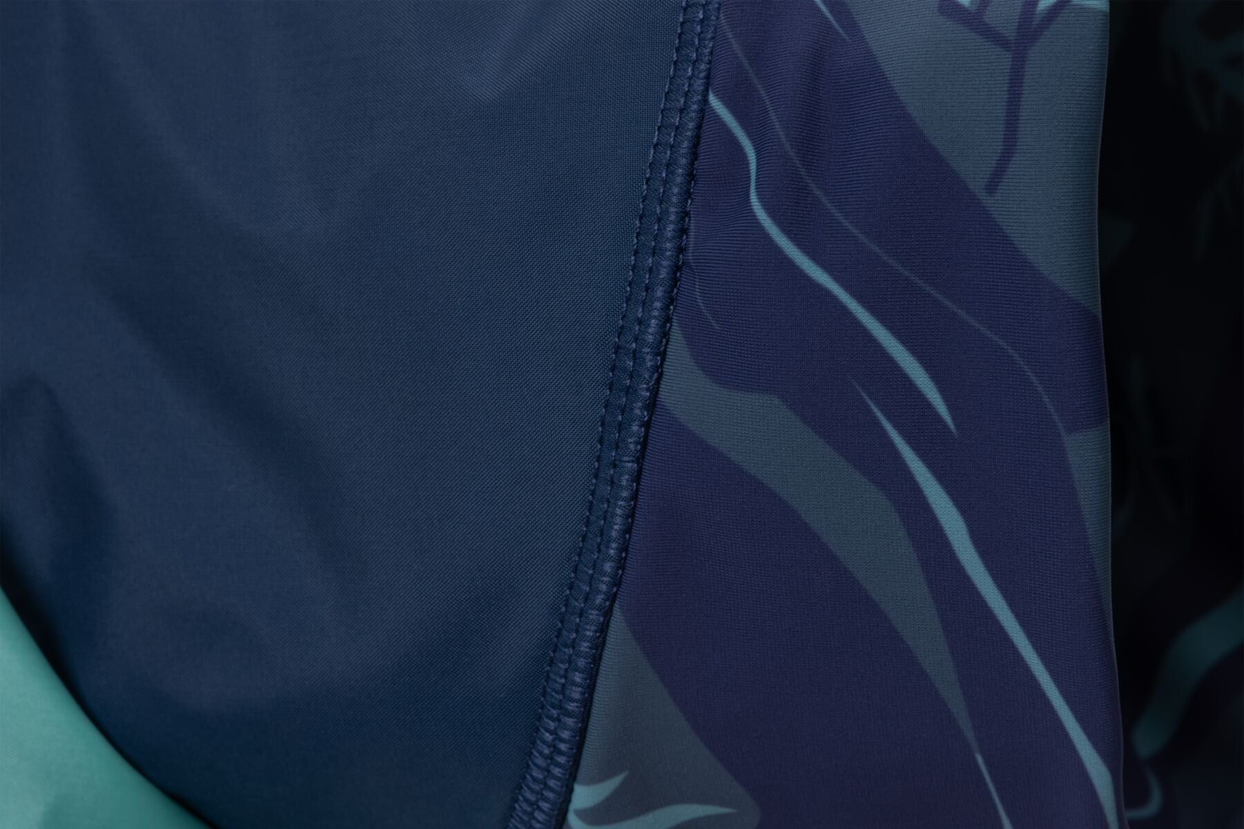 Dirtbag Dog Towel (Ruffwear) - SnowPaw Store - Ruffwear - Active Dog Gear