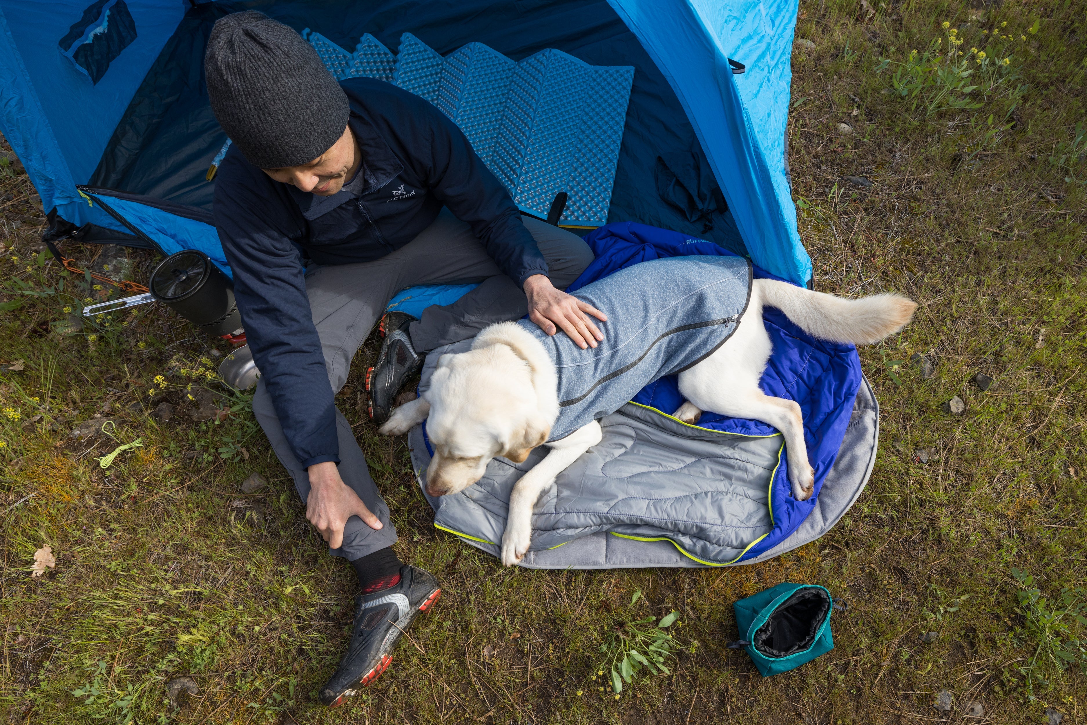 Hemp Hound™ Sweater - SnowPaw Store - Ruffwear - Dog Coats